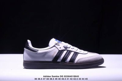 真标阿迪达斯三叶草Adidas Originals Samba Og 桑巴舞系列绅士德训足球风百搭低帮休闲运动板鞋 货号:Ie3437 尺码:36 36.5 3