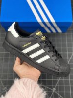 公司级adidas Originals Superstar 贝壳头系列低帮经典百搭休闲运动板鞋 以现代时尚元素焕新演绎的经典运动鞋当你试图定义adidas Su