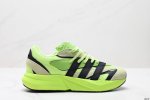 公司级Adidas Lightblaze 舒适防滑 新款阿迪达斯低帮跑步鞋 极致轻盈的Lightweight Upper设计 带来近乎裸足的舒适体验 中底采用尖