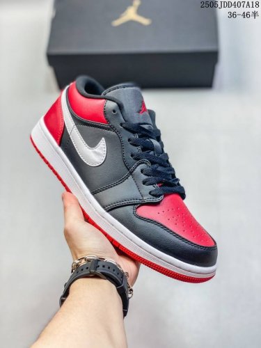 头层皮带半码 air Jordan 1 Low aj1乔1低帮休闲板鞋 同步官方配色 市场唯一独家打造 原鞋原档案 原厂皮料 原档冲孔鞋头 正确满胶鞋垫 四线拉