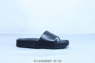 迪桑特 Descente 夏季沙滩运动防滑一字潮流拖鞋 511440Adoeo 35-44