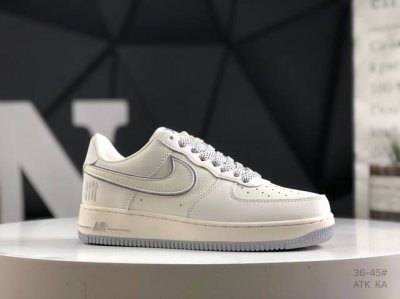 真标带半码 耐克 Nike Air Force 1′0 空军一号经典低帮百搭休闲运动板鞋 货号：Un3699 055 码数：36 37 38 39 40 41