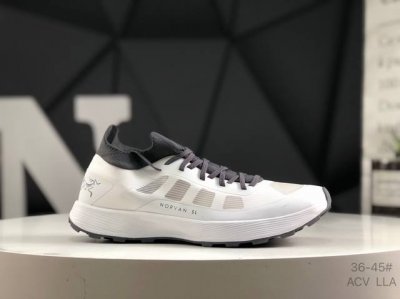 arcteryx 始祖鸟 Bora2 Mid 18718-1 户外跑鞋 减震防滑耐磨越野跑步鞋 码数 如图所示 Acv Lla 货号 065369