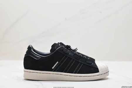 公司级阿迪达斯adidas三叶草 Originals Superstar贝壳头系列低帮经典百搭休闲运动板鞋 货号:Gz4831 尺码:36 36.5 37 38 - 点击图像关闭