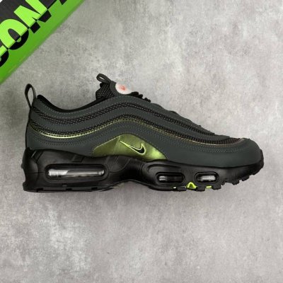 本地 核心私 nike 耐克 Air Max 95 97 Thunder 全掌气垫运动鞋 黑色 拼接设计鞋口饰有双提鞋环正面系带 标志性 Swoosh 细节 圆