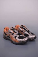 asics Gel-Kahana Nimbus 10.1 耐磨透气低帮休闲鞋 户外机能元素 y2K赛道持续对未来世界的无限想象和探索 经典鞋面设计赋予其更加流畅