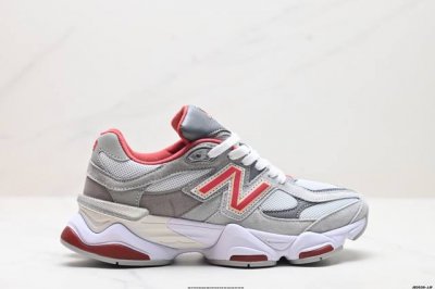 公司级New Balance 公司级版本 Nb9060 联名款 复古休闲运动慢跑鞋 鞋款灵感源自设计师本人对夏日的怀日回忆。鞋面大身由空间双格及磨砂鞋面拼接而生