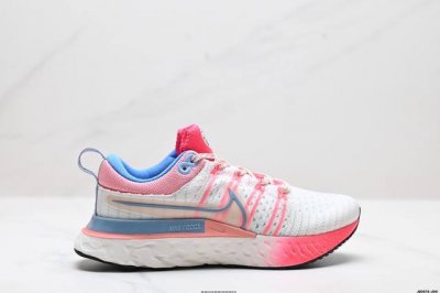 公司级nike Zoom React Infinity Run Fk 2耐克马拉松机能风格运动鞋 实拍首发 鞋款搭载柔软泡绵 在运动中为你塑就缓震脚感 设计灵感