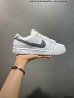 nk Dunk Low 白灰 Ih0632-141 全新支线性价比拉满 迎合行情定价 正确头层皮料 细节均购入原鞋校对开发 全套原纸板楦头加持 细节品控鞋型稳定