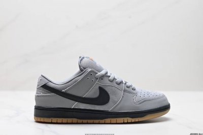 公司级耐克nike Dunk Low 扣篮系列 复古低帮休闲运动滑板板鞋 采用脚感柔软舒适zoomair气垫 有效吸收滑板等极限运动在落地时带来的冲击力 为街头