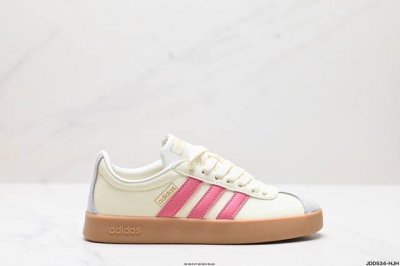 公司级adidas Neo Vl Court 2.0 百搭单品 绒面麂皮防滑耐磨轻便低帮板鞋 整双鞋以传统的低帮呈现的清新造型 鞋头优先头层反毛皮 包裹保证优秀