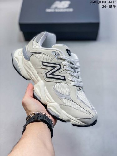 公司级New Balance 公司级版本 Nb9060 联名款 复古休闲运动慢跑鞋 鞋款灵感源自设计师本人对夏日的怀日回忆。鞋面大身由空间双格及磨砂鞋面拼接而生