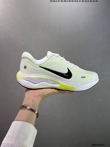 Nike Journey Run 轻量跑鞋 公司级Nike Journey Run 网布減震防滑抗冲击 低帮 短跑跑步鞋男女款 货号：Fn0228-100 货号