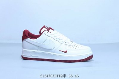 耐克 Nike Air Force 1 Af1耐克 低帮 空军一号休闲板鞋 212470Adttq半 36-46