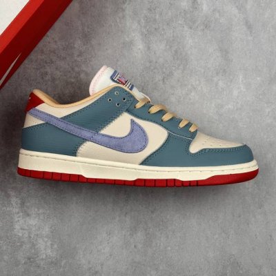 本地200 核心私 耐克Nike Dunk Low Prm 扣篮系列 复古低帮休闲运动滑板板鞋 采用脚感柔软舒适Zoomair气垫有效吸收滑板等极限运动在落地时