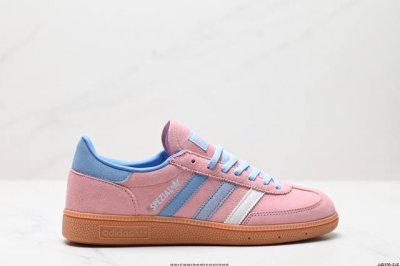 公司级Adidas Handball Spezial 官方正确版本 阿迪达斯经典款 复古休闲板鞋 全鞋采用反毛皮制作 牛筋耐磨大底 承载青春情怀的板鞋 经典三条