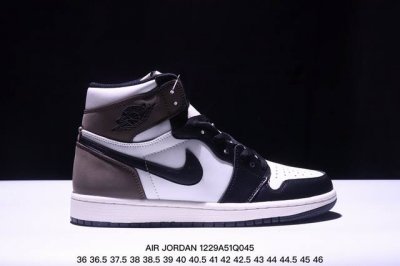 Nike Air Jordan 1 Retro High Og 耐克 Aj1代迈克尔 乔丹高帮经典复古百搭休闲文化运动篮球鞋 货号:555088 尺码:36-4
