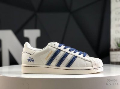 公司级带半码 阿迪达斯 Ad Originalssuperstar 联名款 #简约大方的造型设计，给人以随性休闲的时尚格调，穿着舒适轻便，运动灵活自如，满足日常