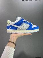 公司级kyler Murray X Nike Dunk Low Be 1 Of One 特别联名 鞋面围绕绿色主题并以织布和皮质拼接打造，值得一提的是，鞋侧 S