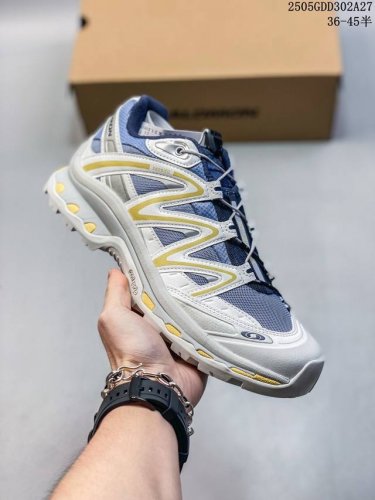 公司级Salomon萨洛蒙 Xt-Quest 探索者系列户外越野跑鞋 鞋面采用Sensifit贴合技术 全方位贴合包裹脚型 鞋跟部鞋底牵引设计 提供强大的抓地性