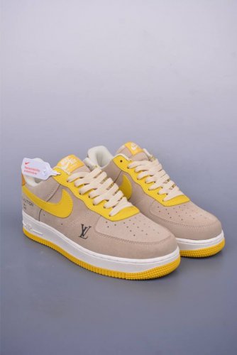 Nike Air Force 1 Low Lv联名 原楦头原纸板 打造纯正空军版型 专注外贸渠道 全掌内置蜂窝气垫 原盒配件 原厂中底钢印、拉帮完美 官方货号：