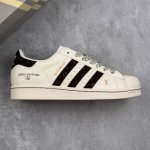 本地 核心私 adidas Originals Superstar X Louis Vuitton 白棕满天星 低帮休闲运动板鞋 采用全新头层拼接皮革材质 后跟