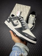 Nk Sb Dunk Low 北面系列 涂鸦黑勾 周年高端定制 低帮休闲板鞋 Dm6868-028 #定制鞋盒 大厂纯原品质出货 超高清洁度 皮料切割干净无任何
