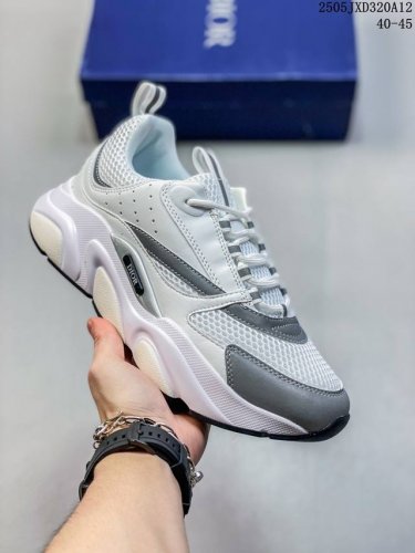 迪奥Dior Homme 高奢品牌经典复古老爹鞋 夸张流线极符 外形延续当下潮流得未来感老爹鞋 货号：1039256 尺码：40～45 编码：05Jcd320A