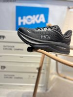 Hoka One One Bondi 9 低帮专业越野跑步鞋 实拍首发 粗矿型的鞋身上脚特别修饰腿型 经典的胖鱼头鞋型 超高颜值 厚重皮质与热压鞋身质感让提升双