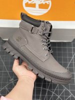 核心私 新货#Timberland添柏岚 天伯伦 户外休闲马丁靴系列 #广东大厂出品 全新工艺升级 24Ss秋冬新款 原盒原包装 面料采用意大利进口手抓牛皮，搭