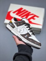 390支持放店 Nike Sb Dunk Low X Louis Vuitton 白棕老花纯原大厂出品 极力推荐原装头层材料 独家版型蒸餾加工帶來的是更好的视觉