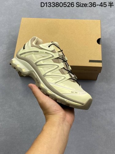 法国户外品牌-萨洛蒙 Salomon Xt-Quest adv Xt 3D探索者系列 潮流越野机能户外休闲运动跑步鞋 采用透气网布与防护皮革组合鞋面材质 牛角扣
