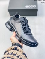 330 Ecco爱步 广东原版透气 配备原版三件套 防尘纸 高弹大底 全头层牛皮 新款百搭休闲款 纯手工制成 鞋面走线工整 清晰质感 原单品质 拼接运动透气网布
