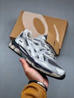 Asicsgel-Nyc复古单品 亚瑟士Asicstiger 新款休闲鞋 厚底街头运动休闲鞋 其设计灵感来源于Gel-Nimbus 3,Gel-Mc plus