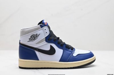 真标Nike Air Jordan 1 Retro High Og Aj1代迈克尔 乔丹高帮耐克经典复古百搭休闲文化运动篮球鞋 货号:555088 003 尺码