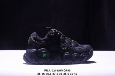 Fila 斐乐 可颂面包鞋 系列老爹风增高复古中性休闲运动慢跑鞋 #升级原楦原纸版数据开发版型 #采用环保太空革拼接斜纹网眼布鞋面材质 #独立发泡Eva中底+耐