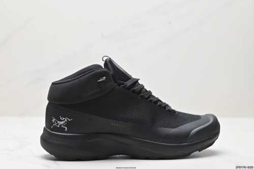 公司级arcteryx始祖鸟 Aerios Fl2 Mid Gtx 覆盖防水 中帮户外登山徒步鞋 货号:079737 尺码:40 40.5 41 42 42.5