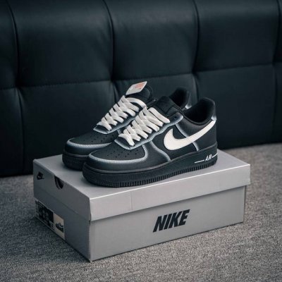核心私 Air Force 1 原装级别 原楦头原纸板 打造纯正空军版型专注外贸渠道 全掌内置蜂窝气垫 原盒配件 原厂中底钢印、拉帮完美 货号：Dd8959 0