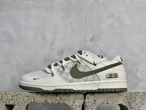 Nk Sb Dunk Low 古驰联名-米绿插花 周年高端定制 低帮休闲板鞋 Xx2025-918 #定制鞋盒 大厂纯原品质出货 超高清洁度 皮料切割干净无任何