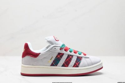 公司级阿迪达斯adidas Originals Campus 00S系列 面包风经典复古低帮百搭休闲运动板鞋 货号:Ho3474 尺码:36 36.5 37 3