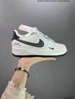 公司级nike Air Force1 全新配色 #原楦头原纸板 打造纯正空军版型 #专注外贸渠道 全掌内置蜂窝气垫 #原盒配件 原厂中底钢印、拉帮完美 货号：T