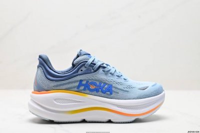 260 公司级小红书推荐Hoka W Bondi 9全新配色 这个品牌来自于新西兰的毛利语，Hoka表示大地，One One表示飞越，连起来就是飞越地平线，On