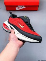 集图 耐克Nike Air Max Portal新款缓震运动休闲鞋！采用厚实泡绵中底和简约鞋面，将厚实质感与利落格调巧妙糅合。后跟椭圆形外观搭配轻盈缓震配置，演