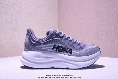 公司级小红书推荐Hoka W Bondi 9全新配色 这个品牌来自于新西兰的毛利语，Hoka表示大地，One One表示飞越，连起来就是飞越地平线，One On