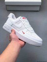 集图 原楦数据纸版，采用硬质优质皮革鞋面材质，内置全掌Air Sole气垫。耐克 Nike Air Force 1 Low 空军一号低帮百搭休闲运动板鞋 041