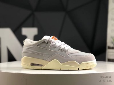 真标带半码 Air Jordan Aj4 Rm 低帮复古篮球鞋 实拍首发 采用了低帮的设计 并保留了众多Aj4的经典元素 鞋身以皮革 麂皮材质拼接打造 Aj4经