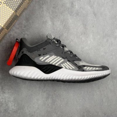 本地 核心私 阿迪达斯 Adidas Alphabounce Beyond M 阿尔法 Lv联名款休闲跑步鞋 阿尔法这款跑步鞋，采用弹力鞋面，舒适贴合，旨在为专