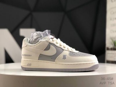 耐克 Nike Air Force 1 '07 Low 空军一号 低帮 运动鞋 休闲鞋 折边针车 工艺难度大 原楦头原纸板 原装鞋盒 定制五金配件 内置全掌气垫