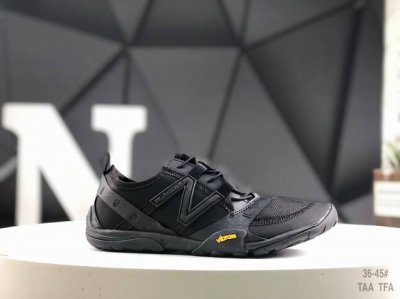 200 Issey Miyake X New Balance M10Oim 三宅一生联名透气越野跑步鞋 此番联名鞋款的灵感源自感官身体和赤足运动的概念，New