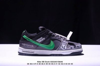 耐克Nike Sb Dunk Low Pro蝙蝠侠红 扣篮系列复古低帮休闲运动滑板板鞋。采用脚感柔软舒适Zoomair气垫，有效吸收滑板等极限运动在落地时带来的